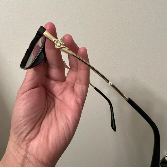 Stylish Black Louis Vuitton Cat-Eye 👓 glasses 🌹👌🔥 - Picture 5 of 8